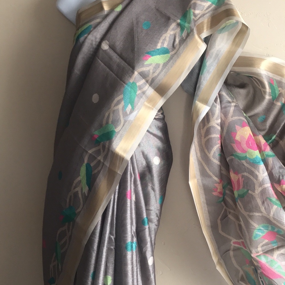 Gray Saree with Teal and Pink Floral Accents